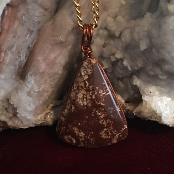 🩸FLOWER JASPER NECKLACE🩸 - Picture 4 of 7